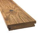 AMOSTRA Deck Pinho Maritimo Termo Modificado, Ranhurado, Fixação c/Clips